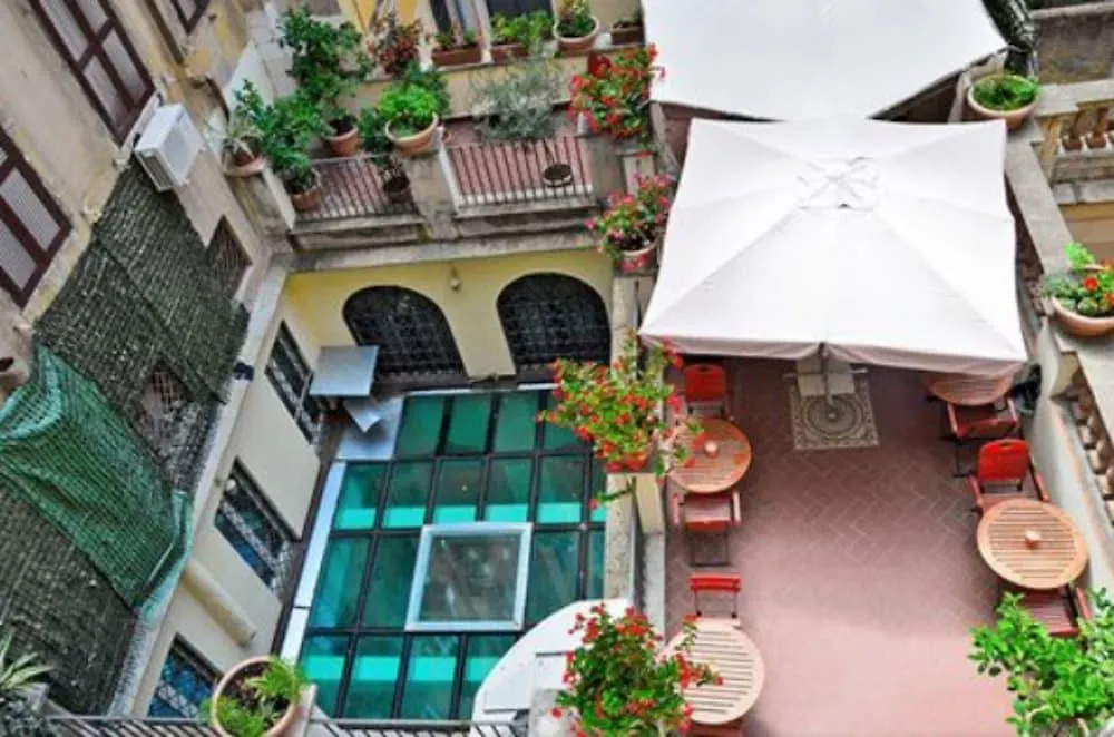Le Clarisse Pantheon Hotel Rome