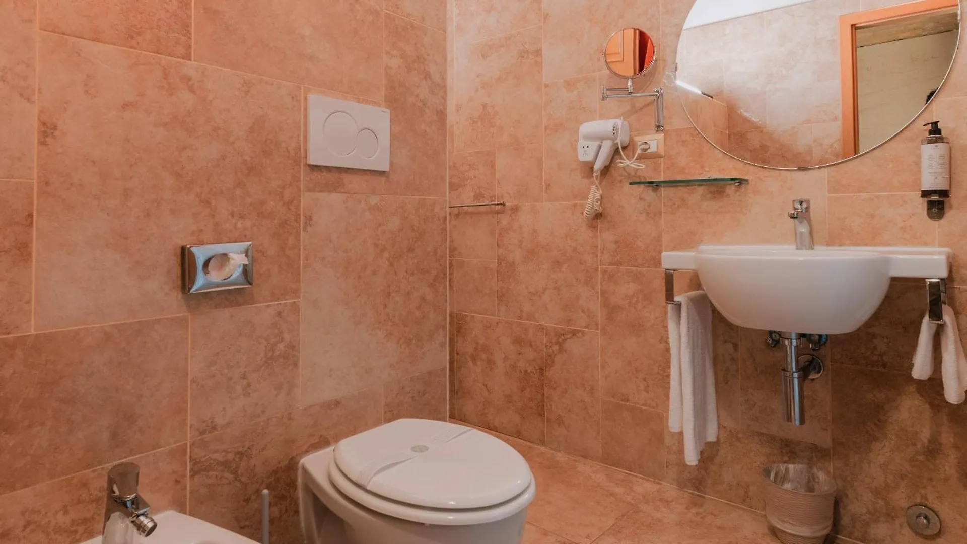 Le Clarisse Pantheon Hotel Rome